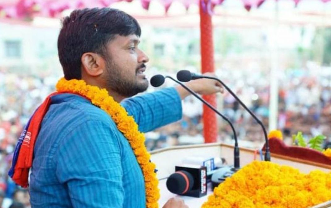 Kanhaiya Kumar takes out AC of CPI office before joining Congress