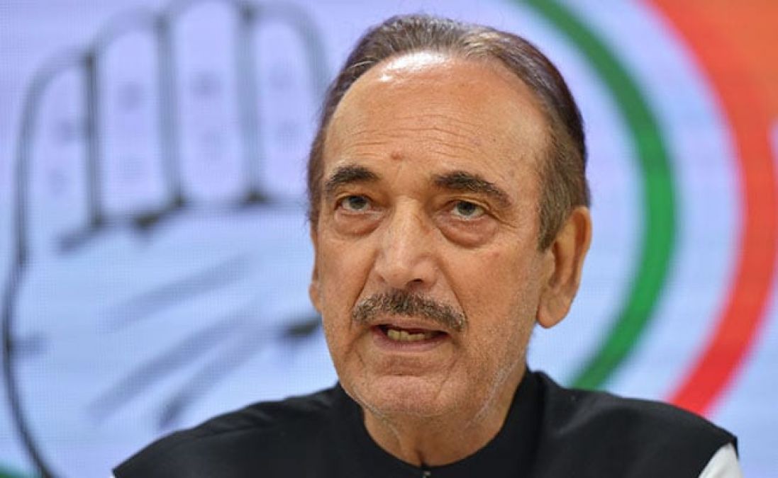 Congress leader Ghulam Nabi Azad returns from Kashmir tour, reveals condition of Valley