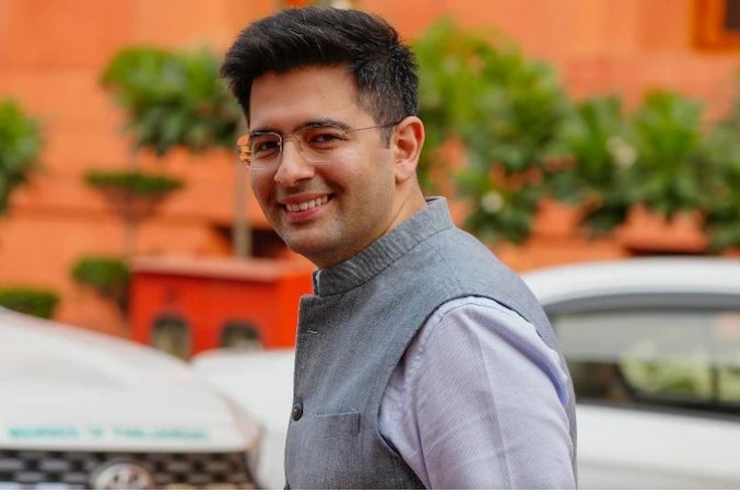 Raghav Chadha finally said after being caught in Kejriwal's scam