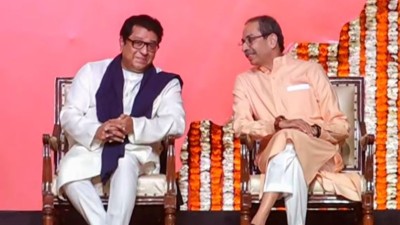 मराठी भाषा को लेकर 20 साल बाद एक साथ आए राज-उद्धव