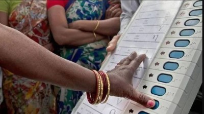 पंजाब से लेकर केरल तक उपचुनाव में किसके सिर सजा जीत का ताज