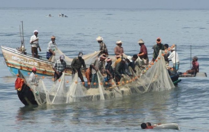 तमिलनाडु के मछुआरों ने क्यों कही लोकसभा चुनाव का बहिष्कार करने की बात ?