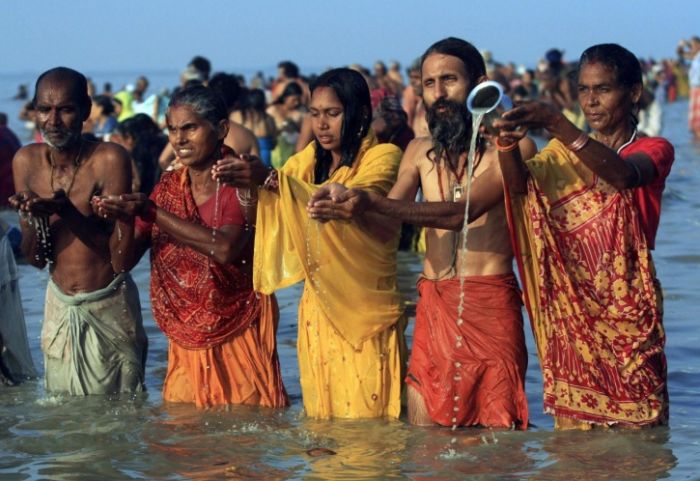 गुड़ और तिल से मनाये संक्रांति का त्यौहार