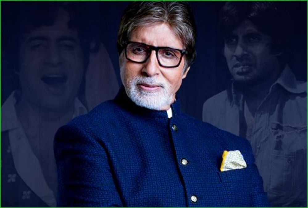 Amitabh Bachchan greets the contestant from Bhopal with 