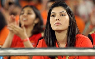 IPL 2022: Kavya Maran's face gloomy even before SRH's defeat, fans said- Either Hyd win match, or...