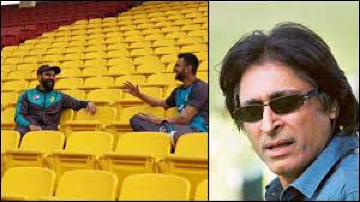 Two Pakistani players clashed on twitter over retirement