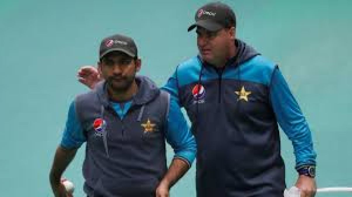 Pak Coach Tells PCB To Remove Sarfaraz Ahmed as captain