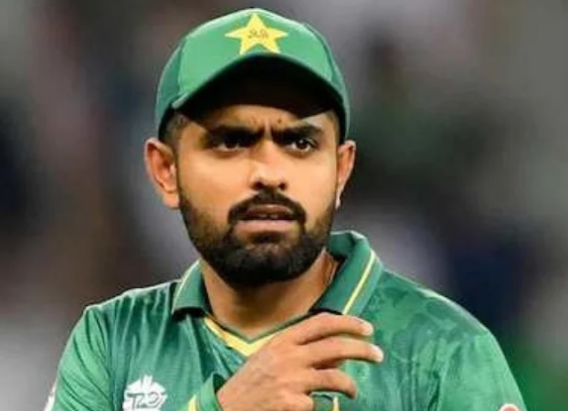 एशिया कप से पहले पाकिस्तान टीम में मचा घमासान, बोर्ड के विरोध में उतरे कई स्टार खिलाड़ी