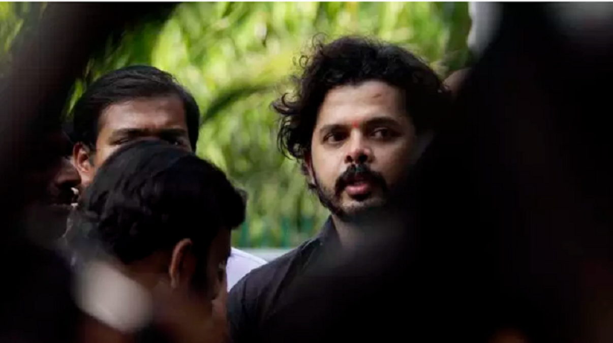 The fire broke out at Sreesanth's Kochi home, the wife and child were present inside the house
