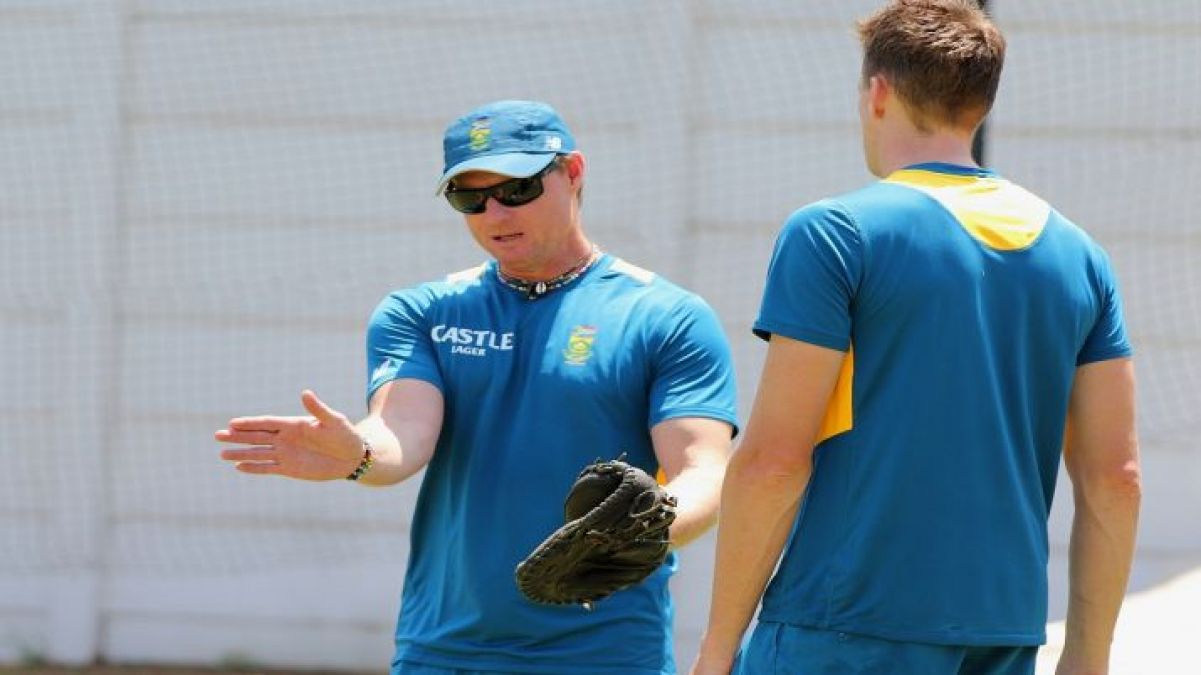 South Africa appoints former all-rounder as assistant batting coach