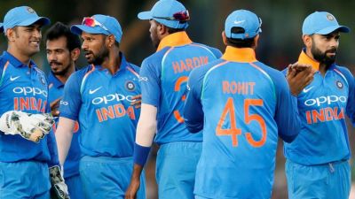 IND VS SL LIVE : भारत को श्रीलंका ने दिया 237 रनों का लक्ष्य