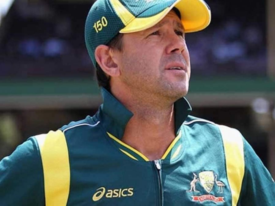 Former Australian captain questions team's combination after defeat against England