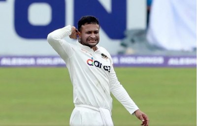 Ind vs Ban: Bangladesh captain Shakib rushed to hospital in ambulance ahead of Test
