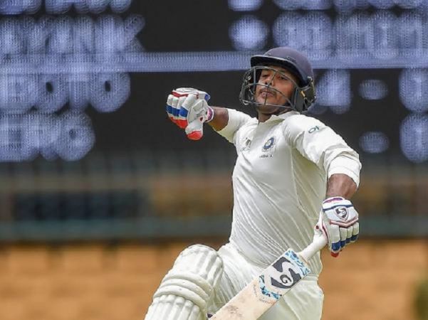 भारत बनाम ऑस्ट्रेलिया: 200 पार पहुंचा भारत का स्कोर, अग्रवाल ने पहले ही मैच में रचा इतिहास