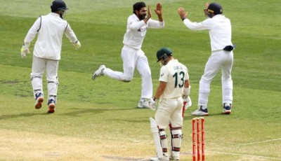 Ind Vs Aus: India amazes on third day of match, first victory