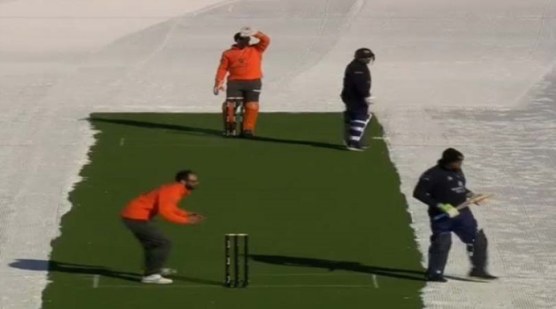 ICE Cricket LIVE: सहवाग ने 25 गेंद में जड़ा अर्द्धशतक