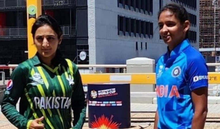 World Cup: Team India in trouble before match against Pak, Mandhana ruled out of first match
