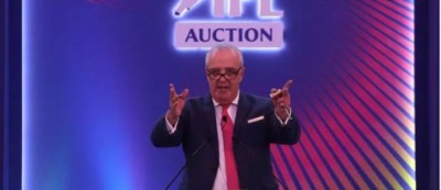 IPL Auction: Accident during auction, auctioneers fall while speaking