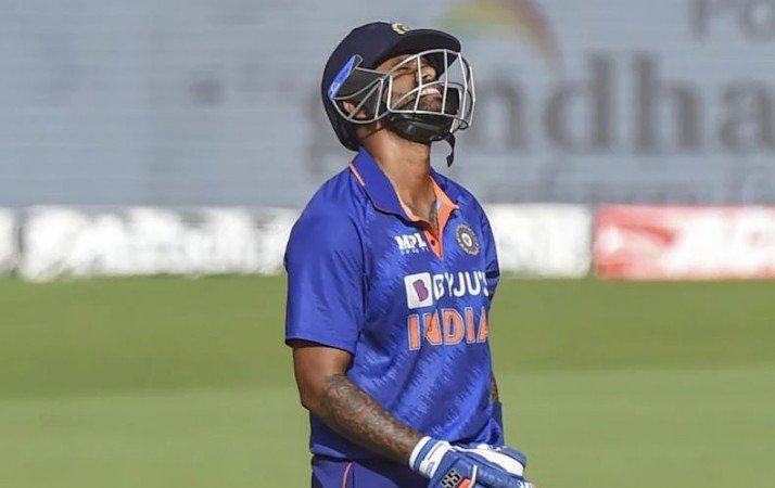 श्रीलंका के खिलाफ T20 सीरीज से पहले भारत को लगा दोहरा झटका, टीम से बाहर हुए दो स्टार प्लेयर