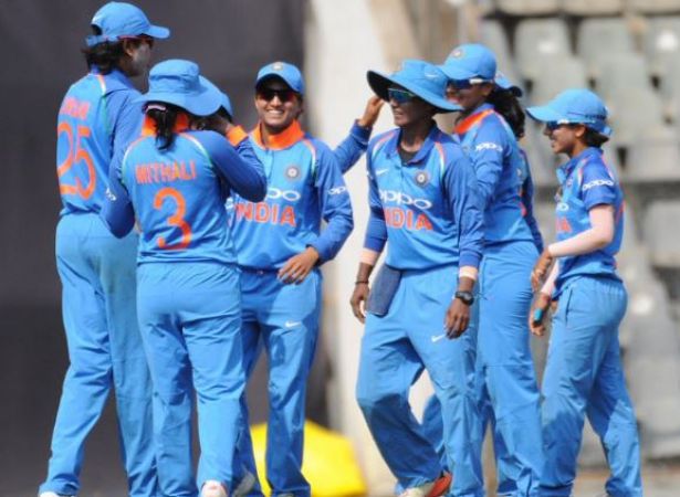 मंधाना के अर्धशतक की बदौलत भारतीय महिला टीम ने इंग्‍लैंड पर हासिल की शानदार जीत