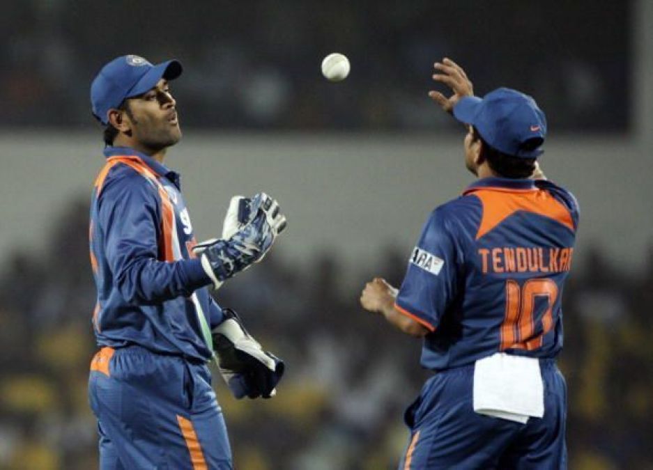 MS Dhoni can return to field with Sachin Tendulkar on this day