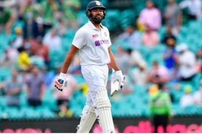 Ind Vs Aus: Rohit Sharma gets injured while playing, scored 44 runs