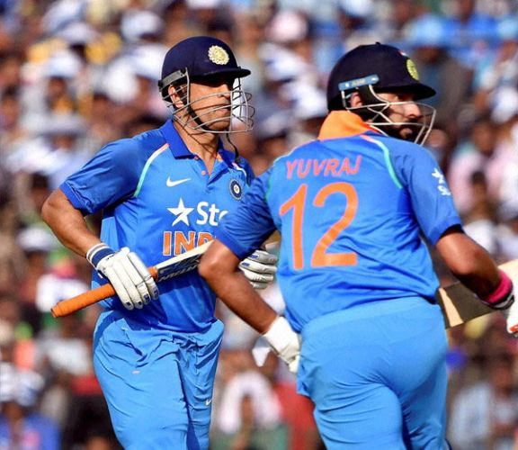 टीम इंडिया ने दिया इंग्लैंड को 382 रनों का लक्ष्य