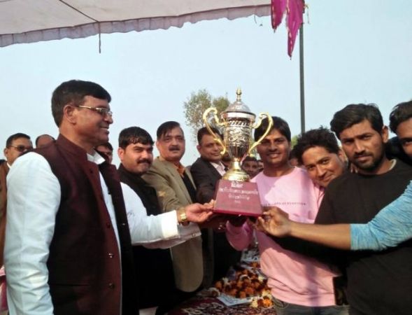 राम सिंह गुलेरिया कॉलेज टीम ने अपने नाम किया खिताब
