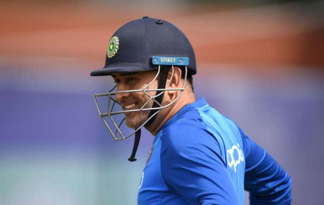 Know where Dhoni celebrated his first birthday after marriage