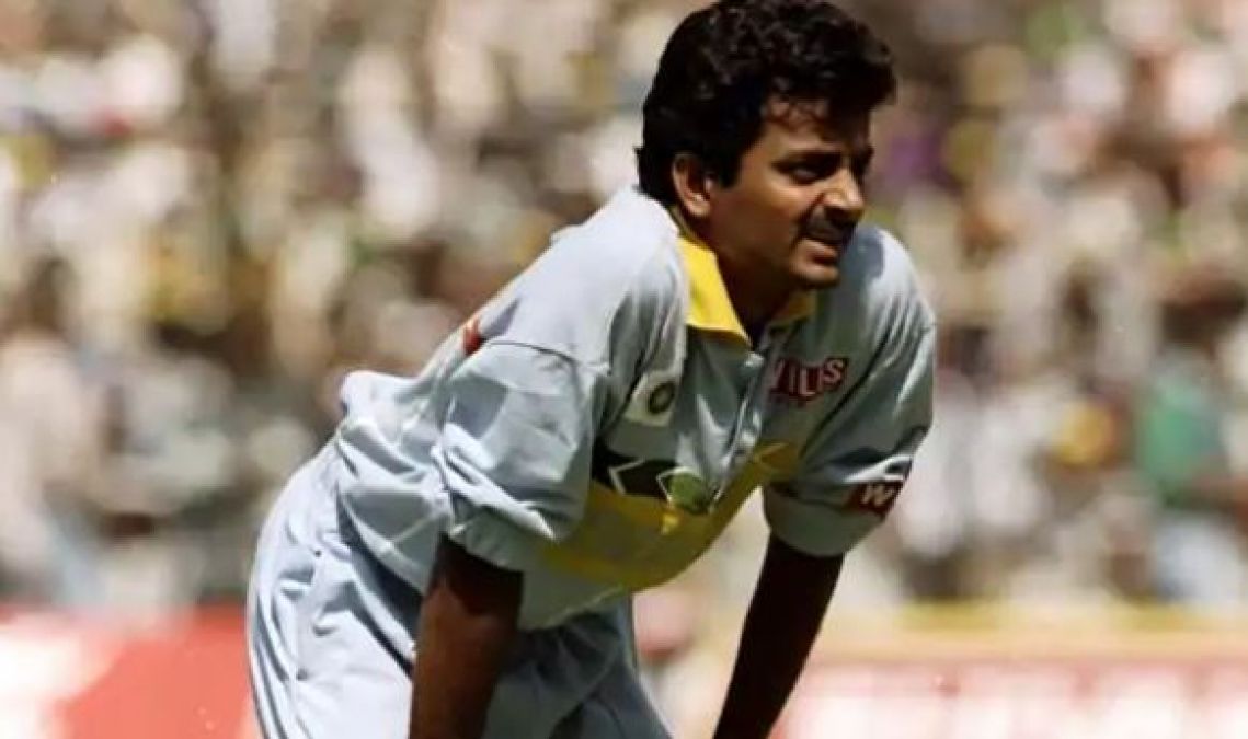 50-year-old Venkatapati Raju smashed 25 thousand runs and 898 wickets