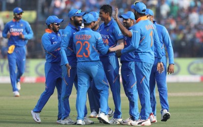 'किसी को भी सस्ते में निपटा देगी टीम इंडिया', भारत के बोलिंग अटैक का कायल हुआ ये दिग्गज बॉलर
