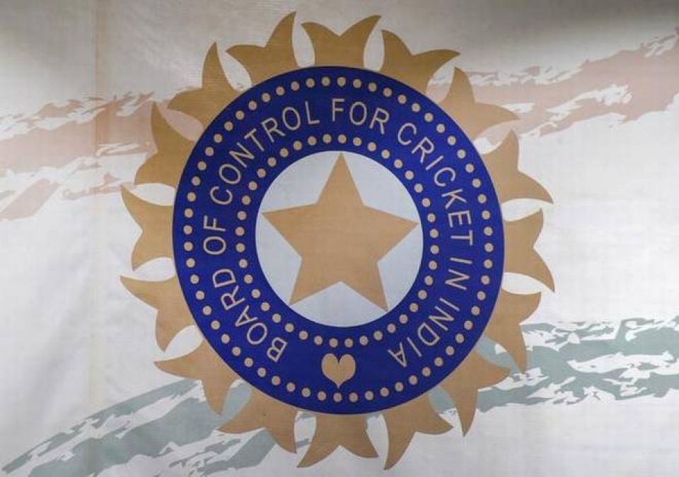 सीनियर क्रिकेटर बीसीसीआई के पारिवारिक संबंधित नियम के उल्लघंन में फंसे