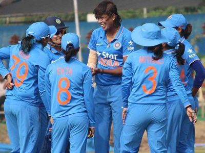 ICC WOMENS WORLD CUP : इंग्लैंड ने भारत को दिया 229 रनों का लक्ष्य