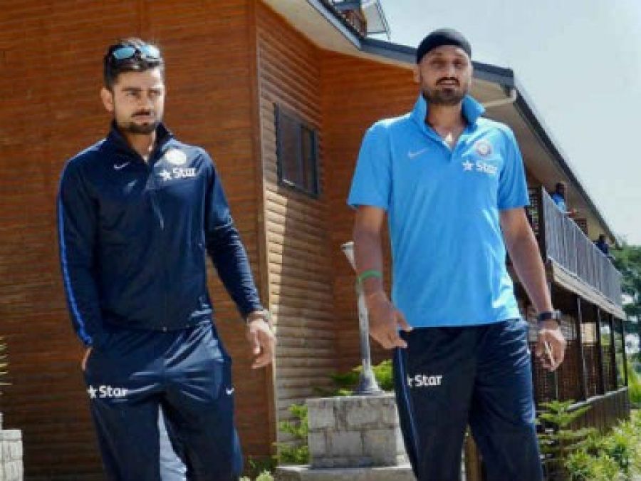 ‘Specially Made For CSK’ Harbhajan trolls RCB skipper Virat Kohli