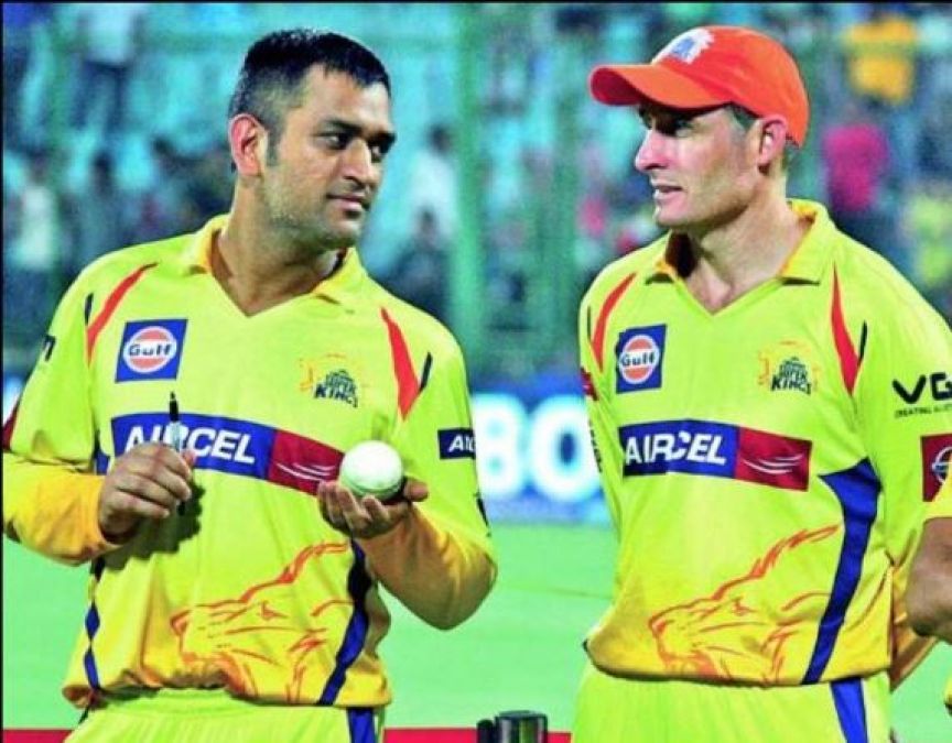 Check out what Michael Hussey said about M.S. Dhoni