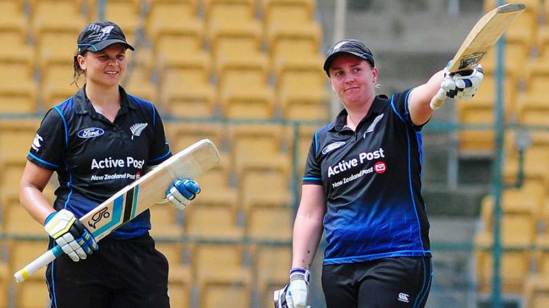 न्यूजीलैंड की टीम ने बनाए रिकॉर्ड 490 रन