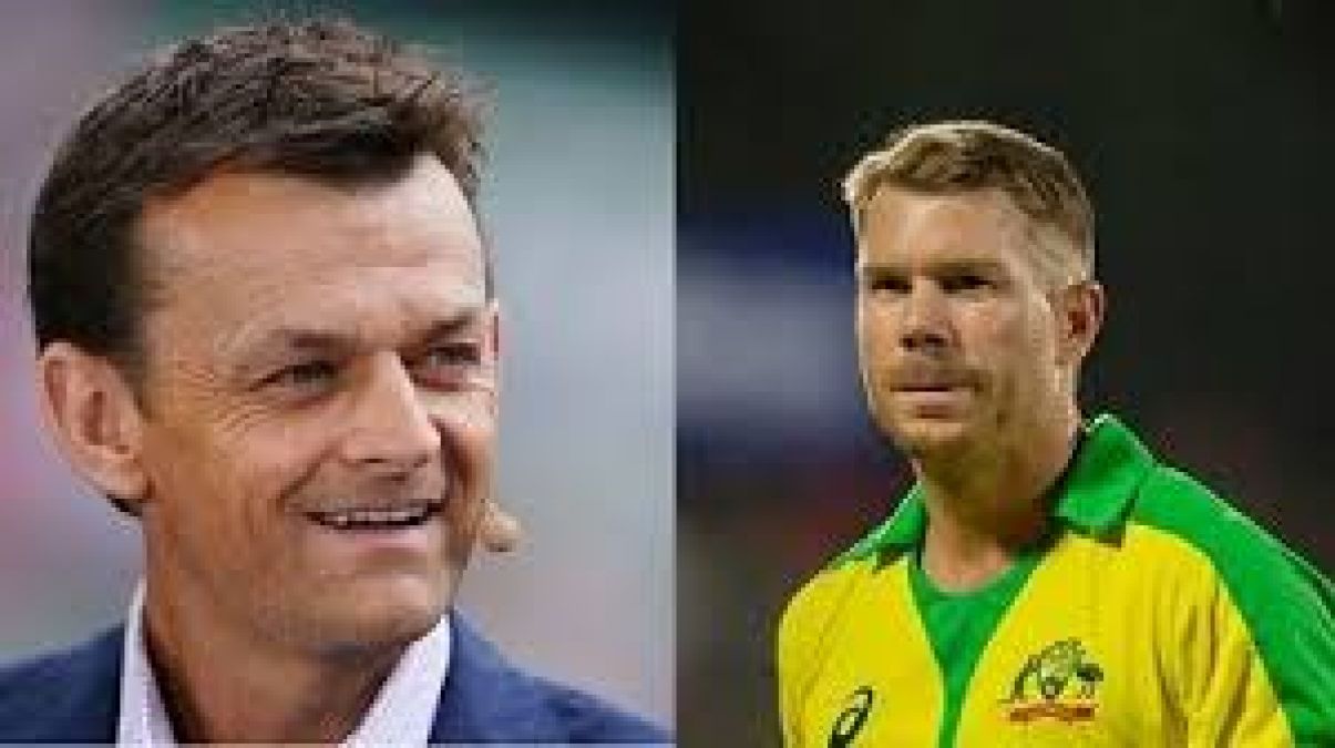Why did Gilchrist and Warner thank the two Indian students