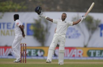 भारत-अफगान ऐतिहासिक टेस्ट में धवन का सैकड़ा, लंच तक भारत 158/0