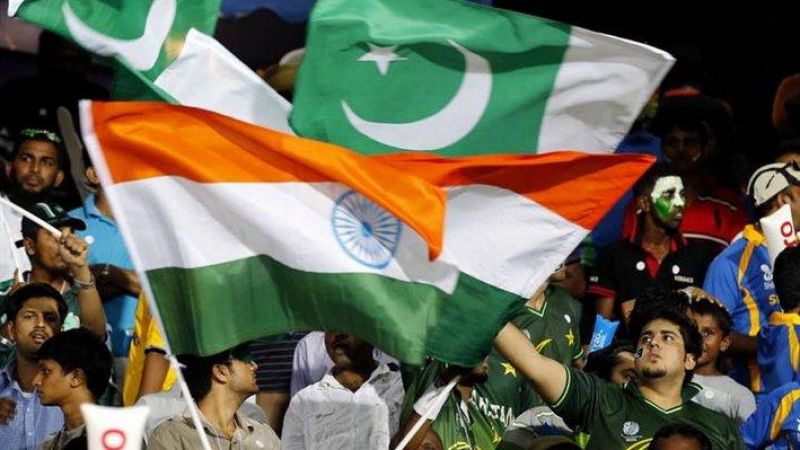 पाकिस्तान को तारीफ, भारत की आलोचना