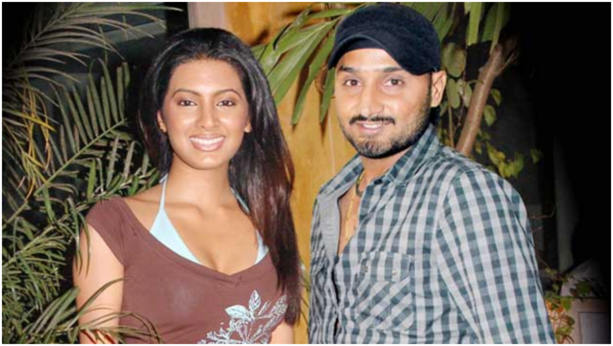 Harbhajan's wife shared a great video on yoga Day