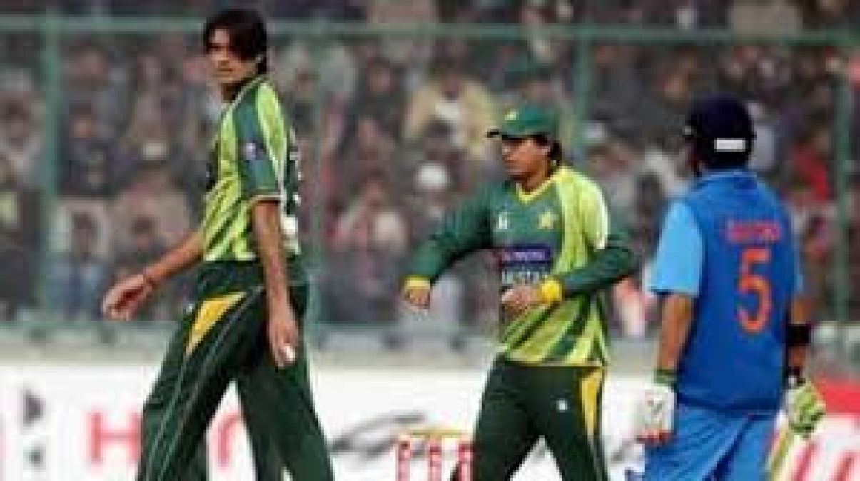 Irfan refutes his death rumours, says ' I'm fine'