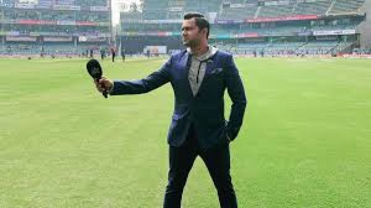 Aakash Chopra  got trolled on Twitter, user says , ' tell your batting average'