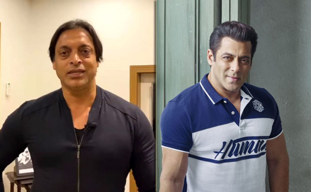 This Pakistan's legendary cricketer wants to see Salman Khan in his biopic