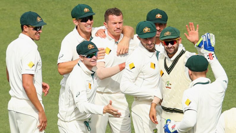 AUS vs SA : पहले टेस्ट में जीत की ओर बढ़ती ऑस्ट्रेलियाई टीम