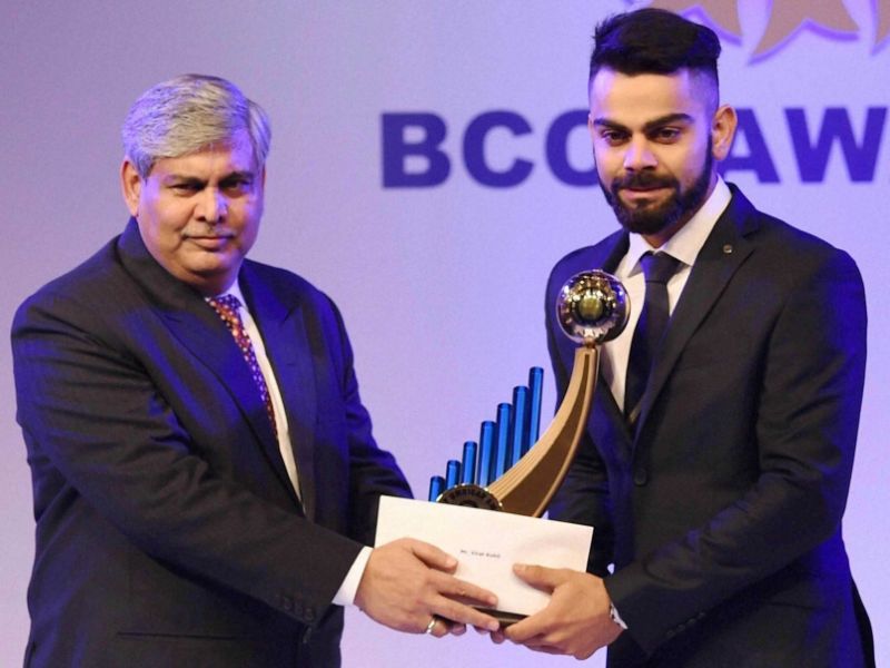 BCCI अवार्ड से नवाजे गए कोहली और आश्विन