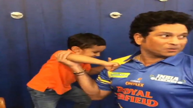 Video: Sachin Tendulkar doing boxing with Irfan Pathan's son