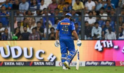 T20 वर्ल्ड कप के पहले चोटिल हुए रोहित शर्मा ? KKR के खिलाफ मैच में नहीं खेले