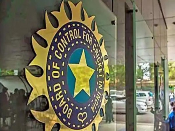 BCCI to lose Rs 2000 crores due to cancellation of IPL 2021!