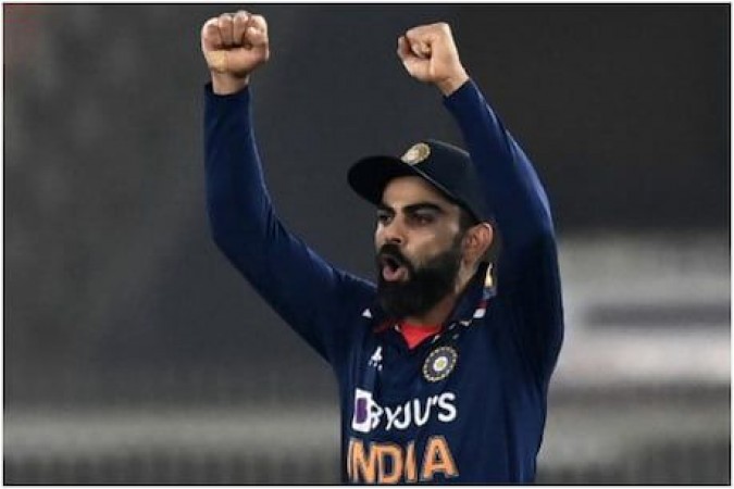 Shami praises King Kohli, says things get easier with him