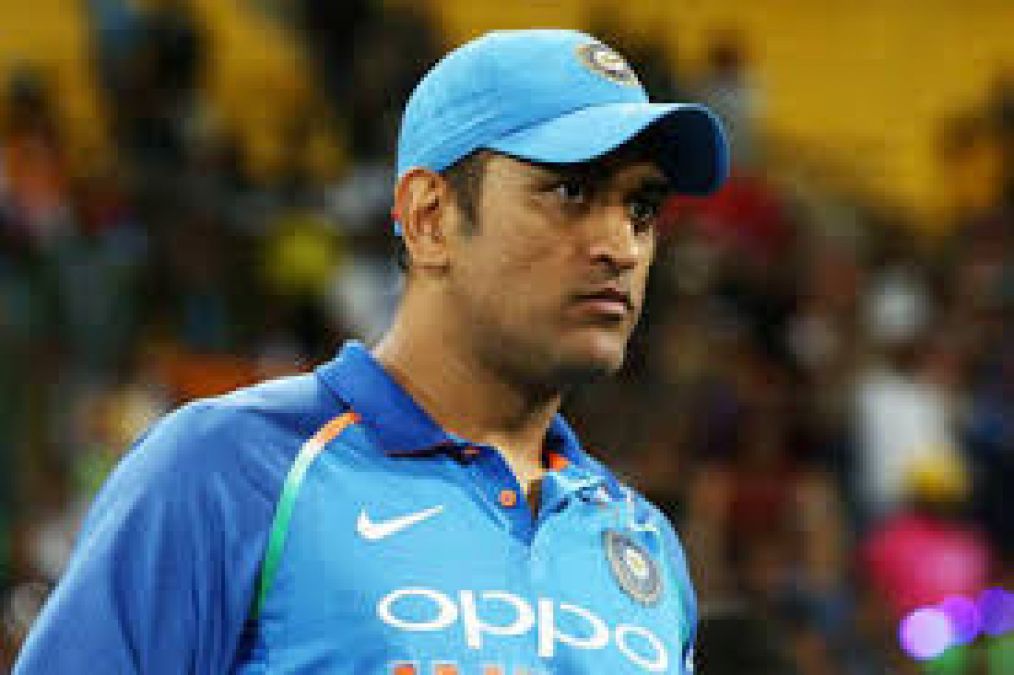 Is there really pressure on Dhoni?